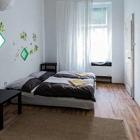 Cozy Manesova Apartman Prága